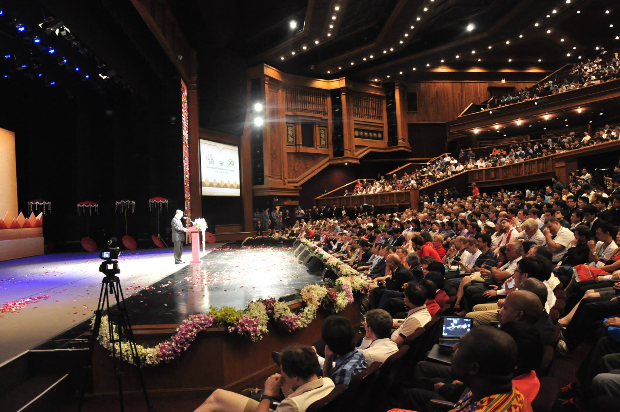 Awards ceremony at IMO 2015 in Chiang Mai, Thailand